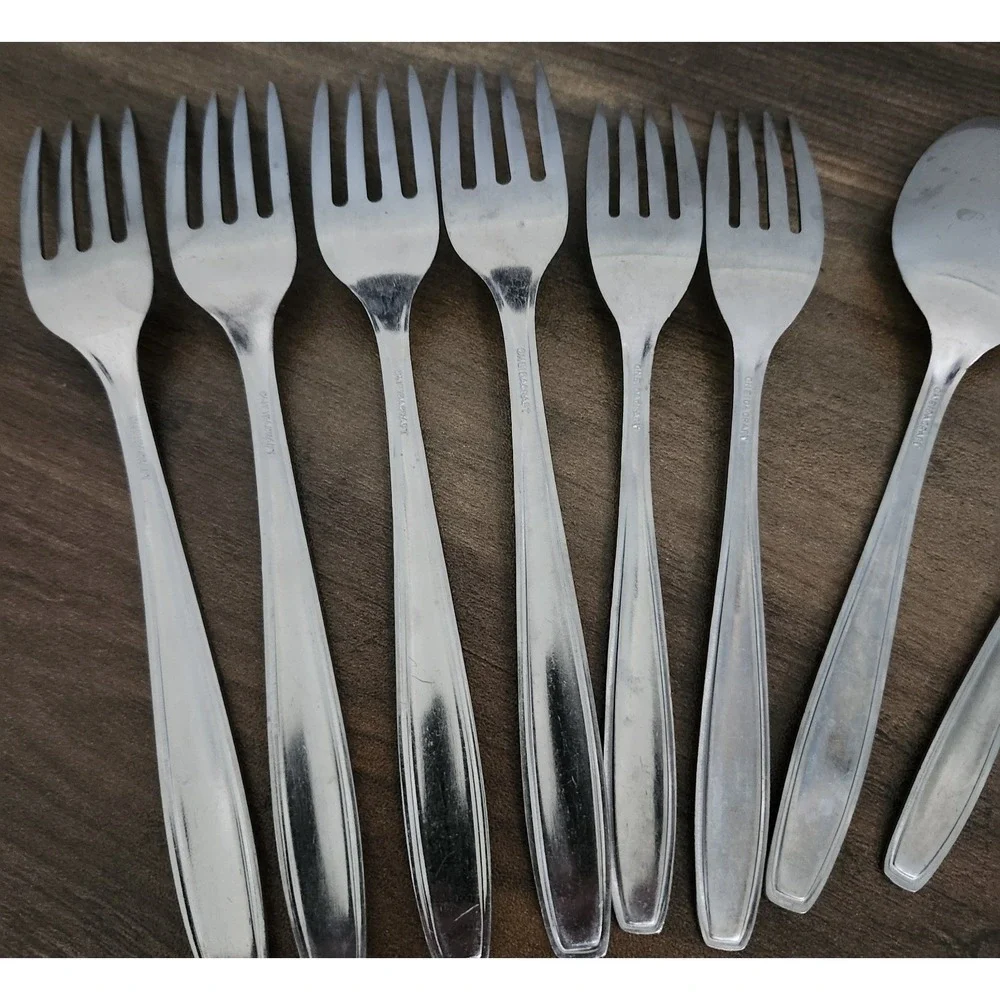 Oneida Oneidacraft Flatware Vallarta Pattern Silver Stainless Steel Nordic MCM
